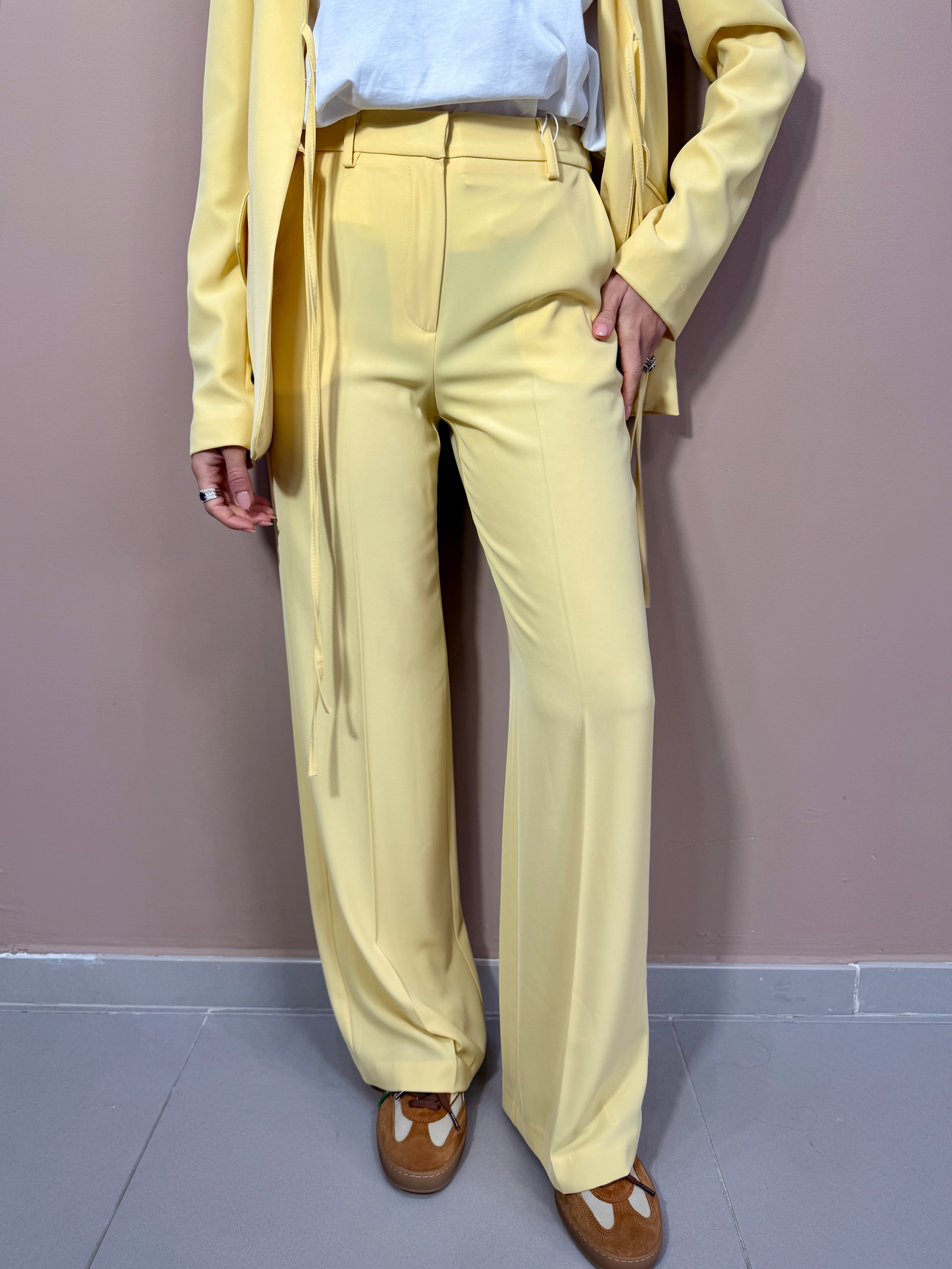 Pantaloni completo lacci | Giallo