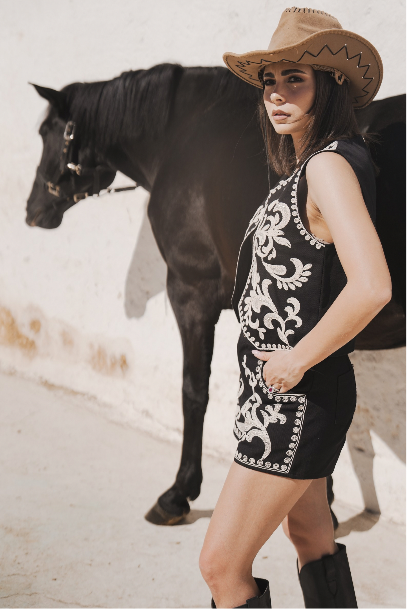 Shorts ricamato nero| Philia Loft