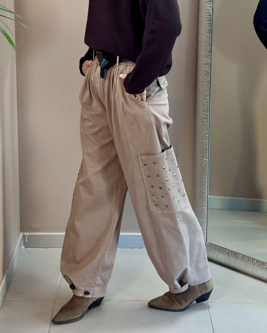 Pantalone Cargo| Borchie