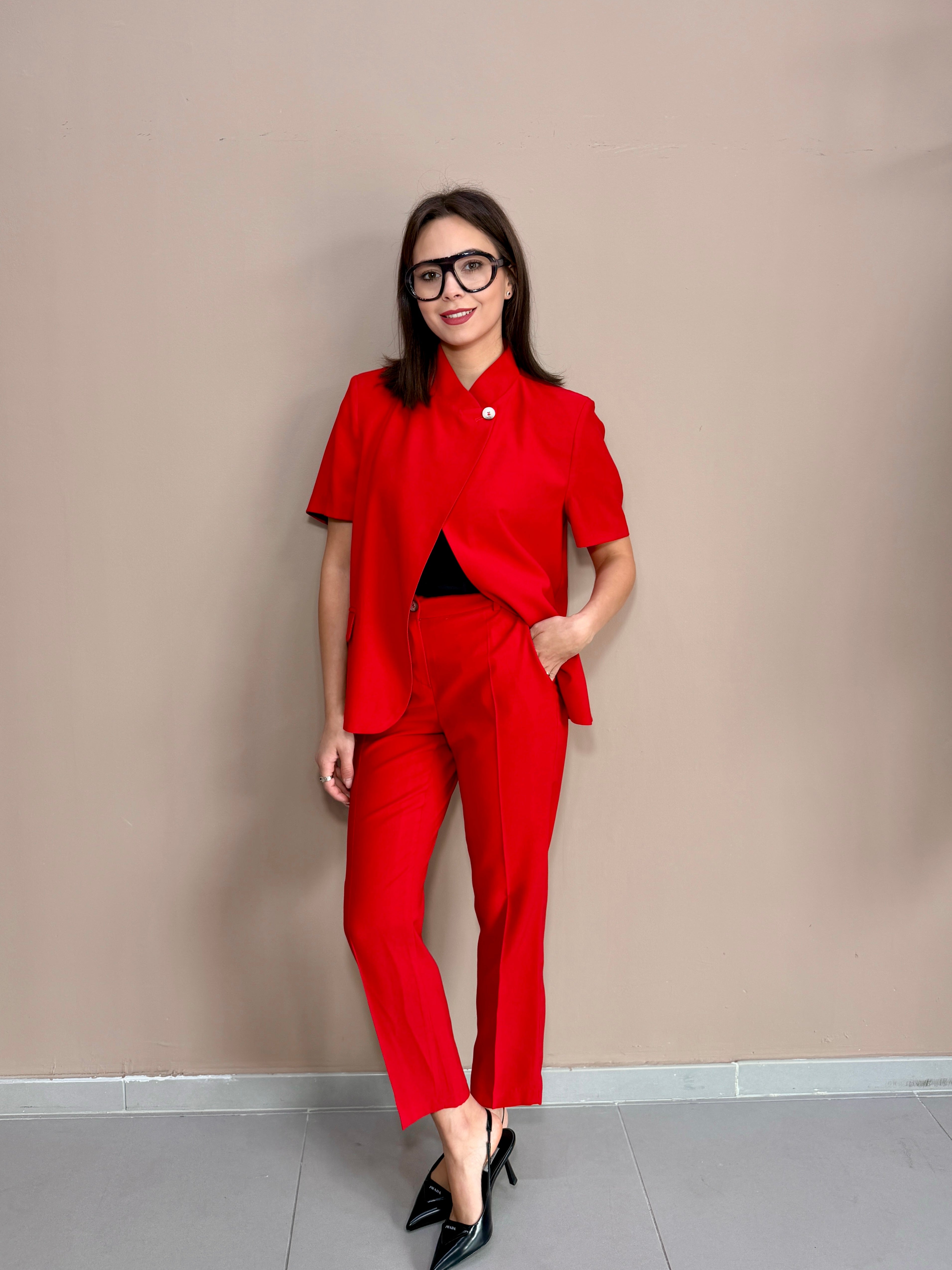 Tailleur Rouge| Motel