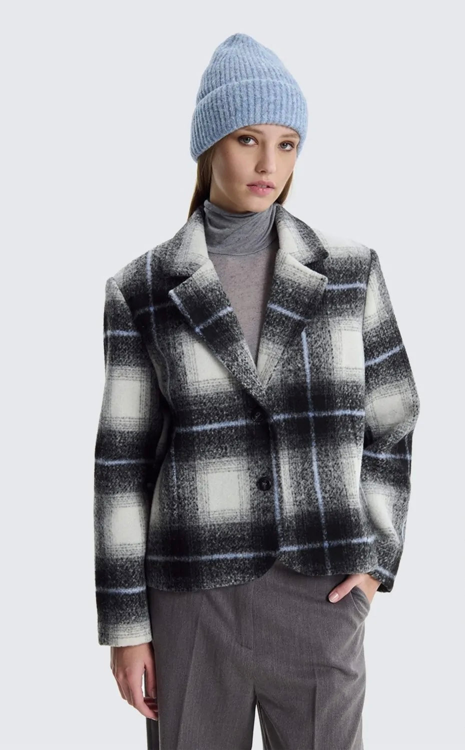 Blazer Over Crop| Sky